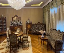 Satılır Köhnə Tikili Elmlər akademiyası m., Yasamal r.