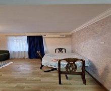 Satılır Köhnə Tikili Elmlər akademiyası m., Yasamal r.