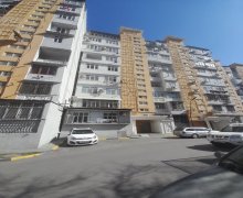 Satılır Köhnə Tikili İnşaatçılar m., Yeni Yasamal qəs., Yasamal r.