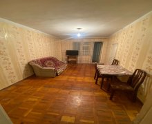 ecemide aylıq kiraye evler 2018 Memar Əcəmi m., 4-cü mikrorayon, Nəsimi r.