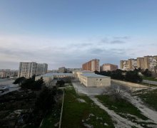 Satılır Köhnə Tikili Suraxanı r.