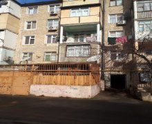 Satılır Köhnə Tikili Qara Qarayev m., Nizami r.