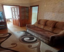 ecemide aylıq kiraye evler 2018 Memar Əcəmi m., 5-ci mikrorayon, Nəsimi r.