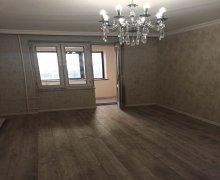 Satılır Köhnə Tikili İnşaatçılar m., Yasamal r.