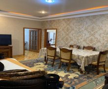 Satılır Yeni Tikili Azadlıq m., Zirvə şadlıq sarayı, Binəqədi r.