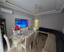 Satılır Yeni Tikili 7-ci mikrorayon, Binəqədi r.