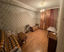 Satılır Köhnə Tikili Əhmədli m., Köhnə Günəşli qəs., Xətai r.