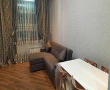 Satılır Yeni Tikili 8-ci mikrorayon, Binəqədi r.