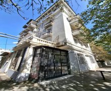 Kirayə (aylıq) Köhnə Tikili Sahil m., Bayıl qəs., Səbail r. Kirayə (aylıq) Köhnə Tikili Sahil m., Bayıl qəs., Səbail r.