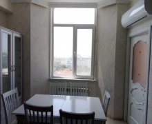 Satılır Yeni Tikili Əhmədli m., Əhmədli, Xətai r.