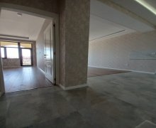 Satılır Yeni Tikili Neftçilər m., 8-ci kilometr, Nizami r.