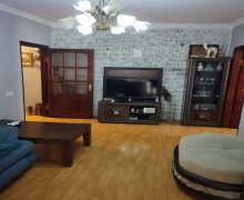 qara qarayevde satilan evler Qara Qarayev m., Nizami r.