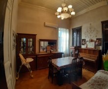 Satılır Köhnə Tikili Nizami m., Nəsimi r.