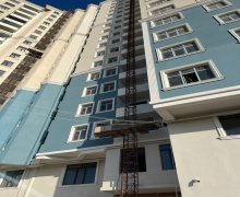 Satılır Yeni Tikili 6-cı mikrorayon, Binəqədi r.