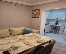 Satılır Köhnə Tikili İnşaatçılar m., Yeni Yasamal qəs., Yasamal r.