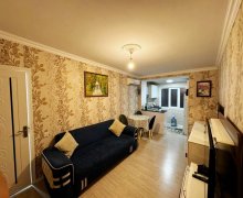 Satılır Köhnə Tikili Qara Qarayev m., Nizami r. Satılır Köhnə Tikili Qara Qarayev m., Nizami r.