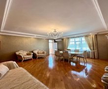 Satılır Yeni Tikili Memar Əcəmi m., Nəsimi r.