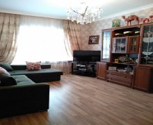 Satılır Köhnə Tikili Memar Əcəmi m., 9-cu mikrorayon, Binəqədi r.