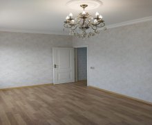 Satılır Yeni Tikili Qaraçuxur qəs., Suraxanı r.