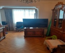 Satılır Köhnə Tikili 9-cu mikrorayon, Binəqədi r.