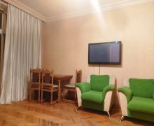 Kirayə (aylıq) Köhnə Tikili Elmlər akademiyası m., Yasamal r.