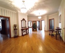 Satılır Yeni Tikili 28 May m., Nəsimi r.