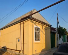 Satılır Bağ evi Binə qəs., Xəzər r.