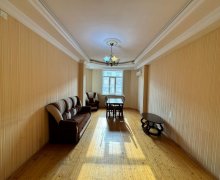 Satılır Yeni Tikili Xalqlar dostluğu m., Nizami r.