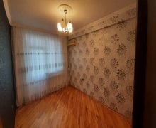 Satılır Yeni Tikili İnşaatçılar m., Yeni Yasamal qəs., Yasamal r.