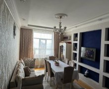 Satılır Yeni Tikili Azadlıq m., 8-ci mikrorayon, Binəqədi r.