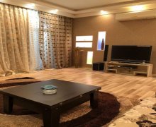 iceri seherde aylıq kiraye evler İçərişəhər m., Səbail r.