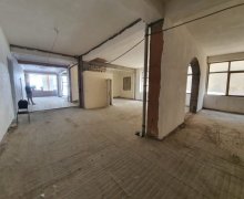 Satılır Obyekt Neftçilər m., Nizami r.