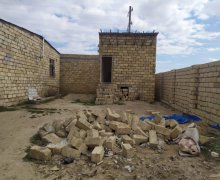 1 otaqli heyet evi satilir/villa Pereküşkül, Abşeron r.