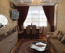 Satılır Yeni Tikili Xalqlar dostluğu m., 8-ci kilometr, Nizami r.