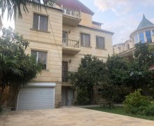 Kirayə (aylıq) Həyət evi/villa Badamdar qəs., Səbail r. Kirayə (aylıq) Həyət evi/villa Badamdar qəs., Səbail r.