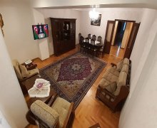 Kirayə (günlük) Köhnə Tikili 28 May m., 28 Mall, Səbail r.