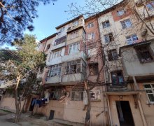 Satılır Köhnə Tikili Memar Əcəmi m., 5-ci mikrorayon, Nəsimi r.