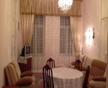 250 azn aylıq Köhnə Tikili Sahil m., Nəsimi r.