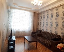 memar ecemide satilan evler Memar Əcəmi m., 9-cu mikrorayon, Binəqədi r.