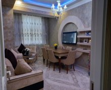 Satılır Yeni Tikili Qaraçuxur qəs., Suraxanı r.