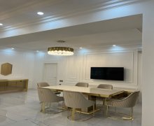 Satılır Yeni Tikili Elmlər akademiyası m., Yasamal r.