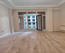 Satılır Yeni Tikili St.Sumqayıt r., Sumqayıt ş.