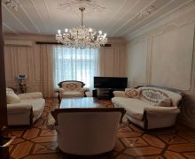 Satılır Köhnə Tikili Nizami m., Yasamal r.