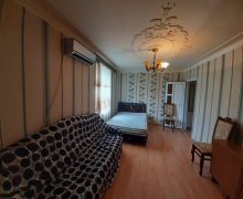 Kirayə (aylıq) Köhnə Tikili Elmlər akademiyası m., Yasamal r.