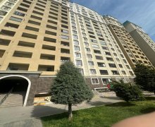 Satılır Yeni Tikili Memar Əcəmi m., 2-ci mikrorayon, Nəsimi r.