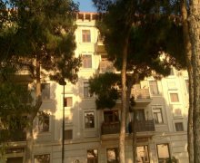 xezer rayonunda aylıq Köhnə Tikili Buzovna, Xəzər r.