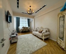 Satılır Yeni Tikili İnşaatçılar m., Yeni Yasamal qəs., Yasamal r.