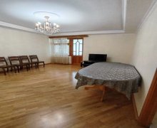 Kirayə (aylıq) Köhnə Tikili 28 May m., Nəsimi r.