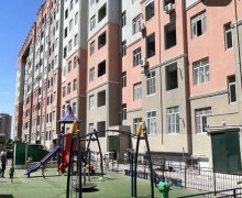 ceyranbatanda evlerin satisi Ceyranbatan qəs., Abşeron r.