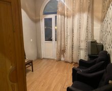 Kirayə (aylıq) Köhnə Tikili Elmlər akademiyası m., Yasamal r.